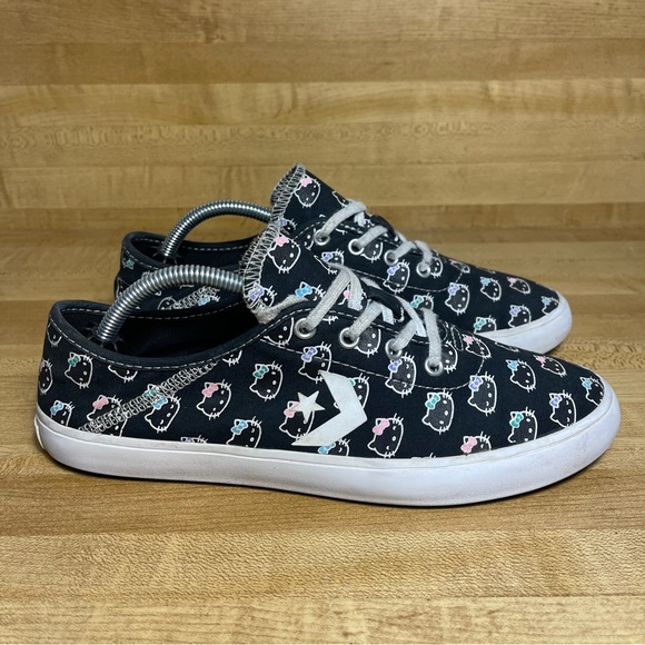 Converse Shoes - Converse x Hello Kitty Chuck Taylor Low Sneakers Costa Women's Size 7.5